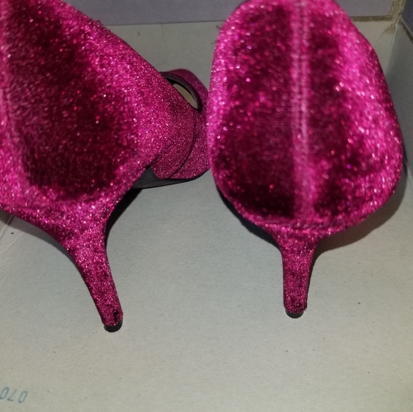 Apt.9 Heels - Picture 4 of 4